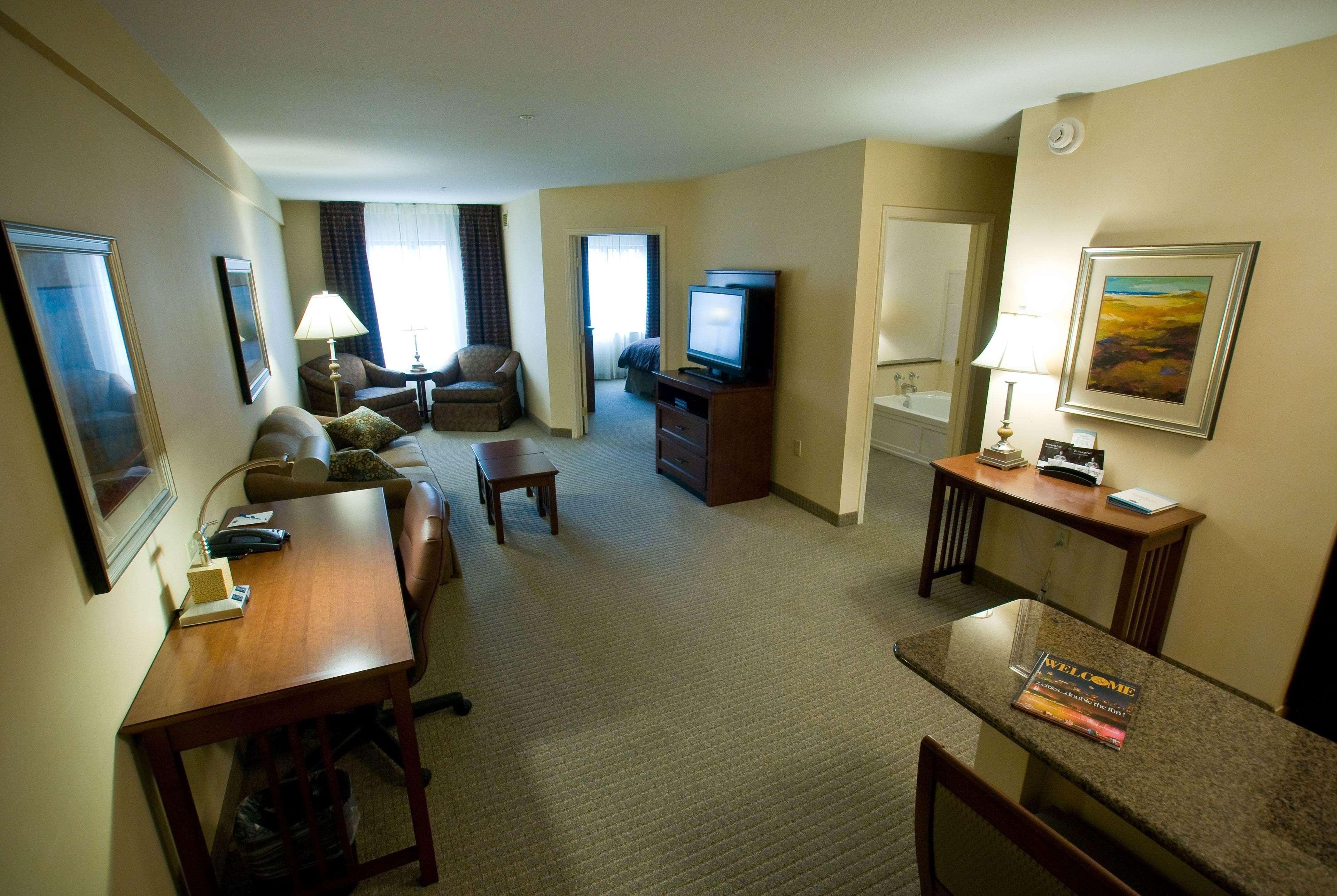 Hawthorn Suites By Wyndham Williamsville Buffalo Airport Room photo