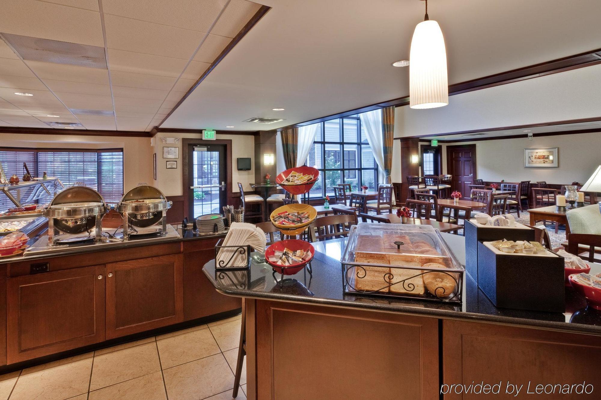 Hawthorn Suites By Wyndham Williamsville Buffalo Airport Restaurant photo