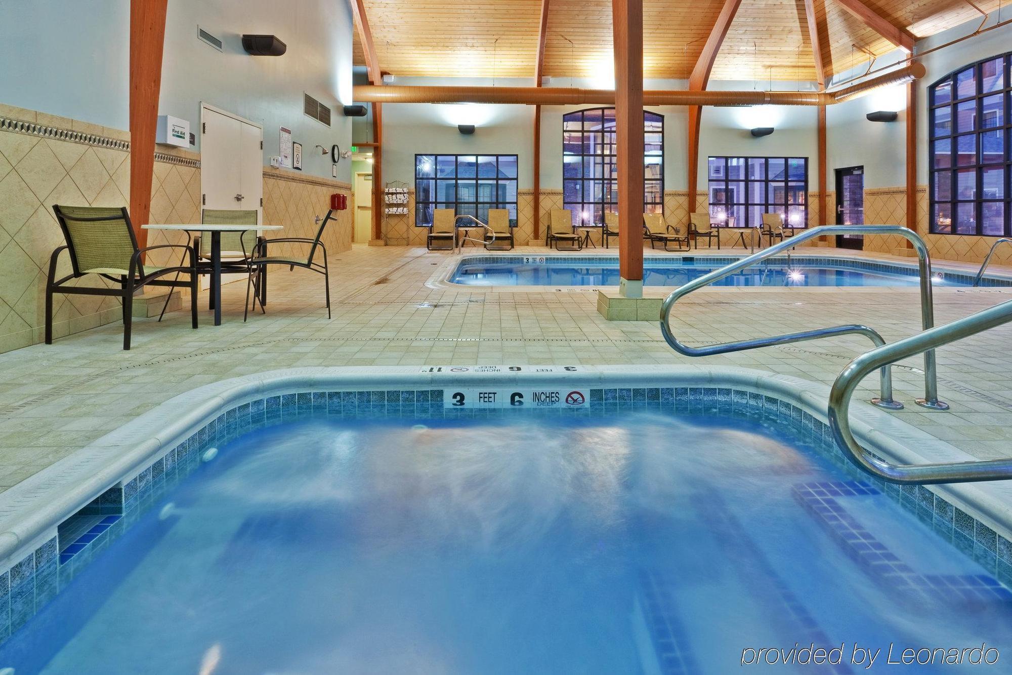 Hawthorn Suites By Wyndham Williamsville Buffalo Airport Facilities photo