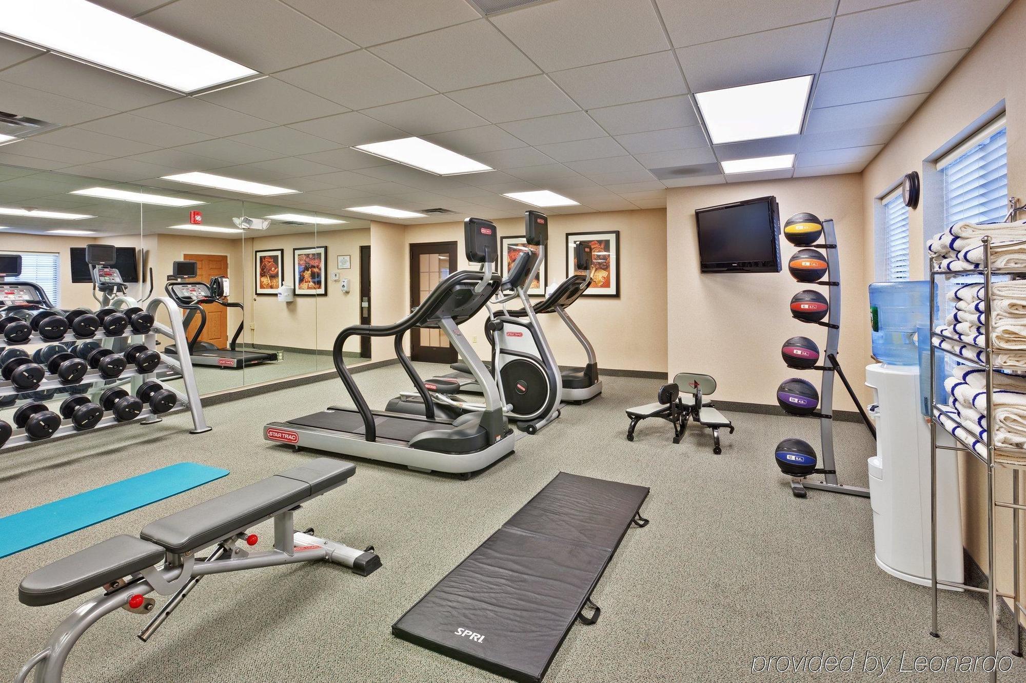 Hawthorn Suites By Wyndham Williamsville Buffalo Airport Facilities photo