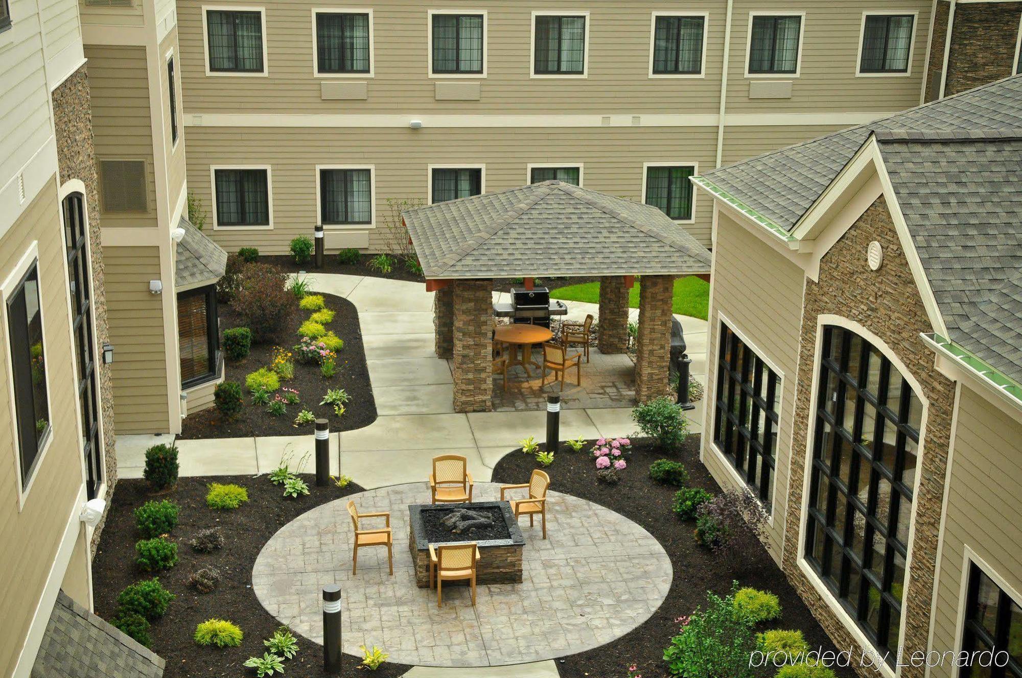 Hawthorn Suites By Wyndham Williamsville Buffalo Airport Exterior photo