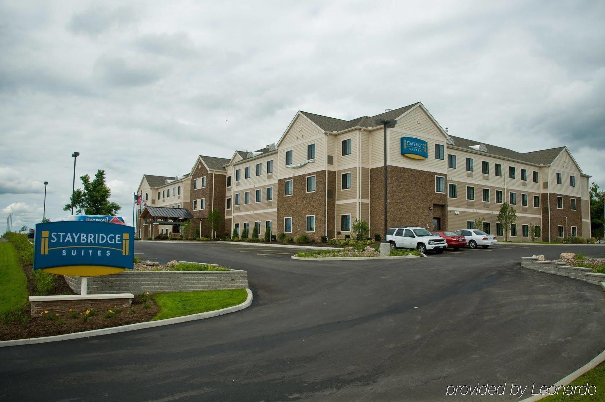 Hawthorn Suites By Wyndham Williamsville Buffalo Airport Exterior photo