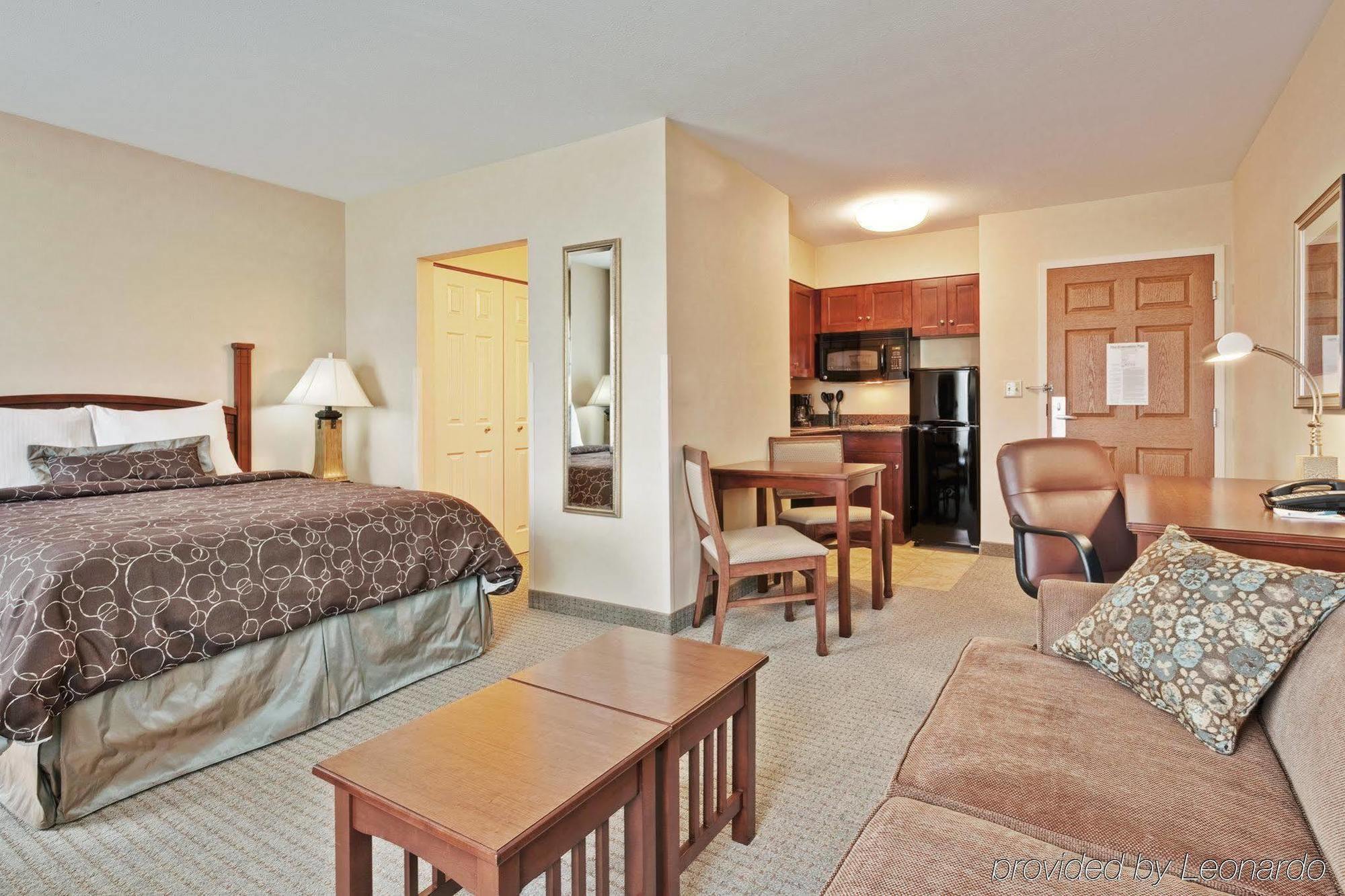 Hawthorn Suites By Wyndham Williamsville Buffalo Airport Room photo